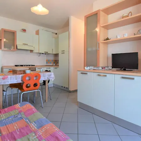 Solmare-36 By Interhome *