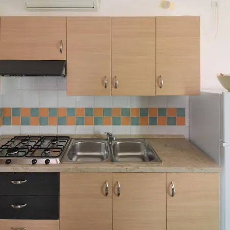 Solmare-36 By Interhome Rosapineta